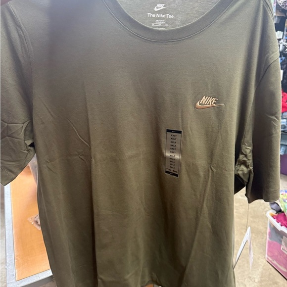 Nike Men's Dark Olive Short Sleeve Tee - Picture 1 of 1